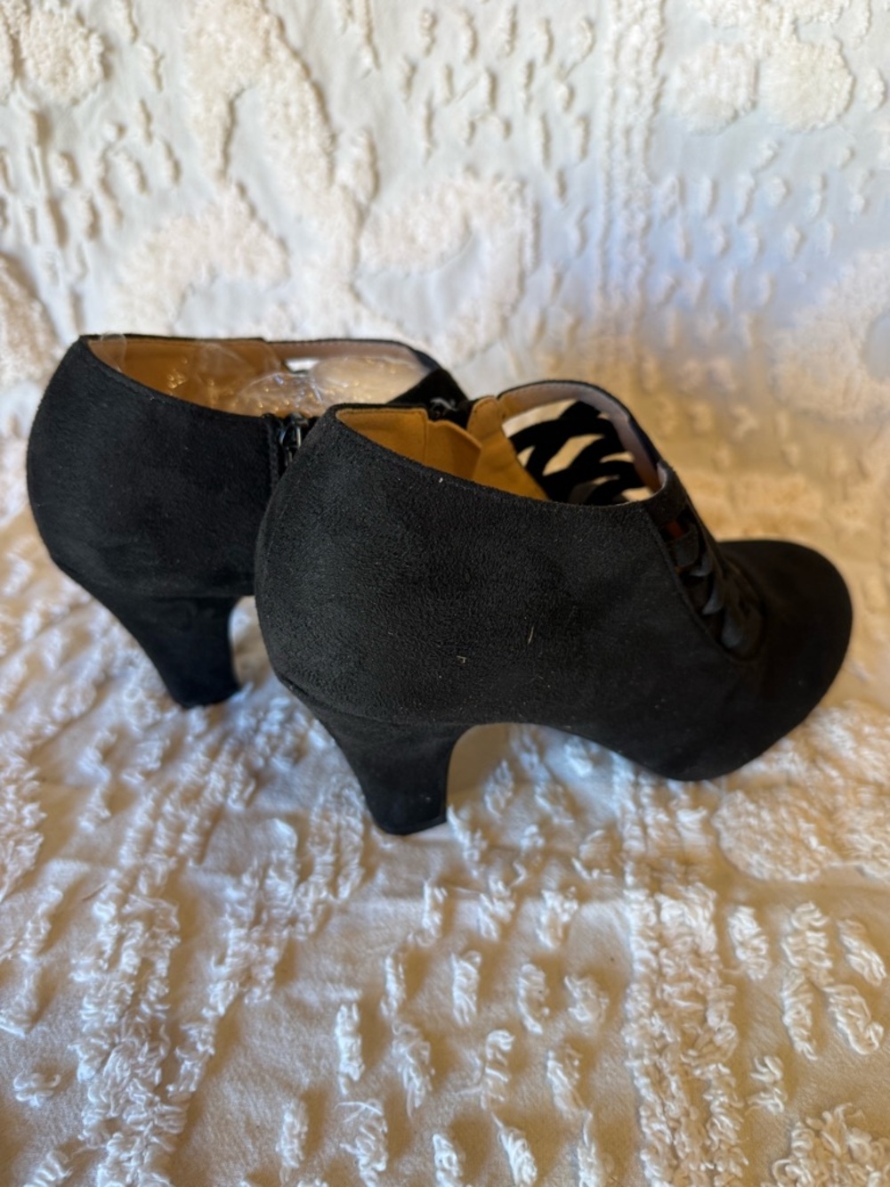 Journee Collection Black Cutout Suede Heels #580 - Picture 4 of 5